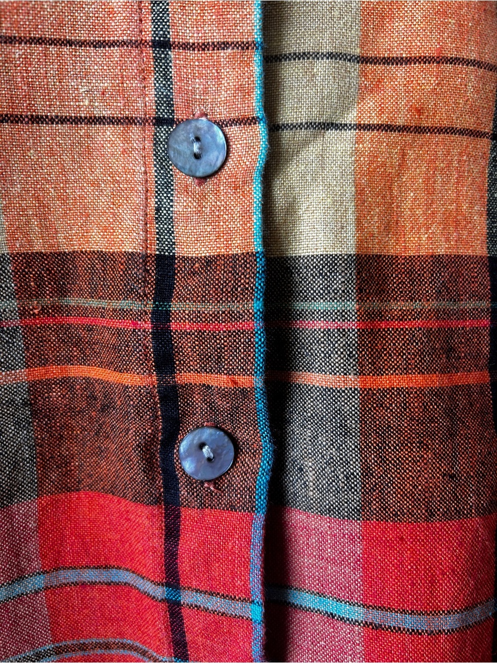 Vintage Chico’s Design 100% Linen Plaid Button Front Shirt Size 1 (M/L) - Picture 3 of 5